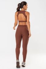 Top Cravo Marrom Pantone Canelado - Imagem 7