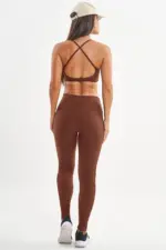 top fitness top tulipa marrom canelado