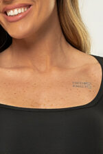 Blusa Hibisco Preto - Imagem 5