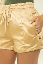 Shorts Dália Marfim Acetinado - Imagem 3