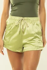 Shorts Dália Pistache Acetinado