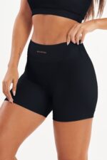 Shorts Perpétua Preto Canelado - Imagem 4