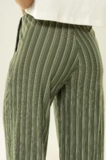 Calça Violeta Risca de Giz Verde Croco - Imagem 4
