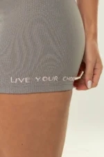 Shorts Amarilis Cinza Canelado / Rosa Balerine - Imagem 8